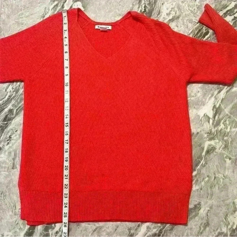 Athleta Hanover Refined V Neck Sweater Size M Pink Merino Wool Pullover Outdoor - Picture 4 of 7